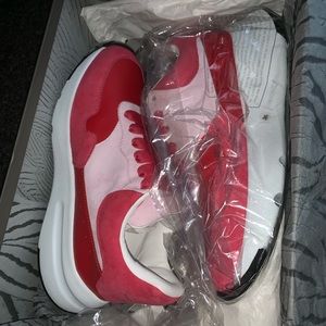 Alexander McQueen Runner Sneaker